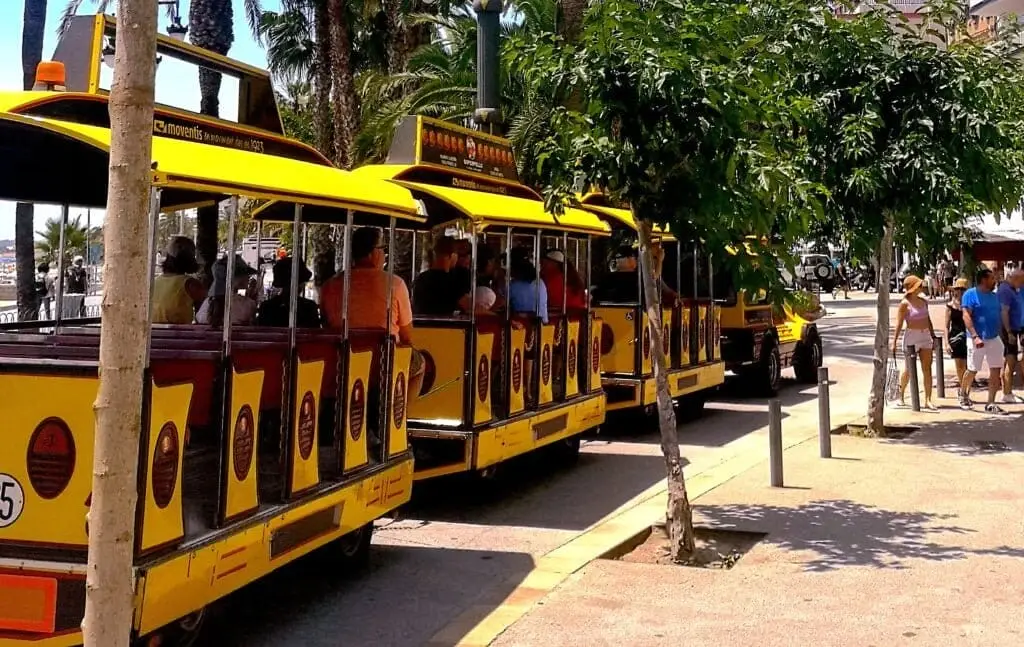 Sitges Guide Transport - Beach train pic