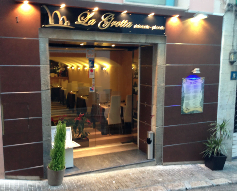 La Grotta Sitges