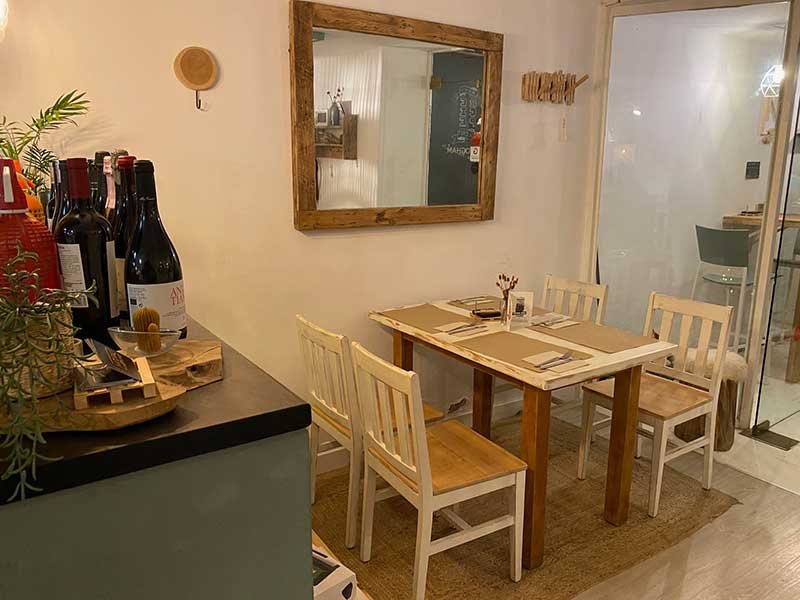 natural restobar sitges 19