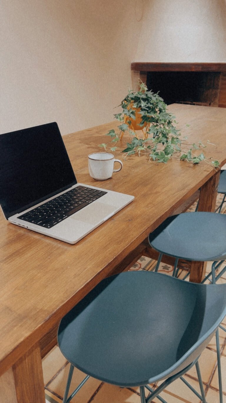 237D2D61 EC7A 46AE B0B3 8AB04D09FBD0 768x1365