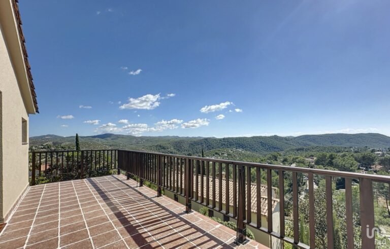 casa 10 olivella 297 127800 1920w 1 768x491