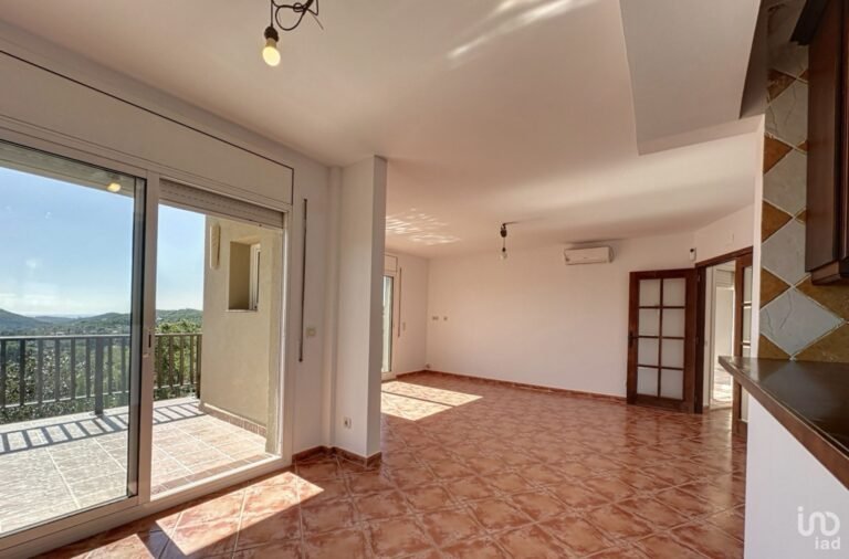 casa 10 olivella 297 127800 1920w 3 768x506